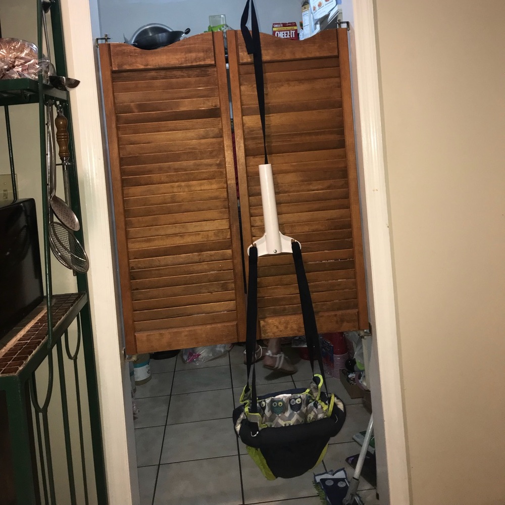Baby door bouncer